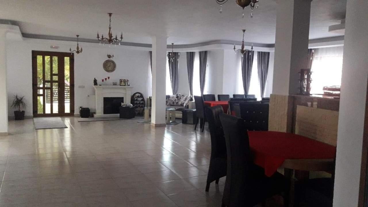 La Casa Alana Hotel Alsóvisó Kültér fotó